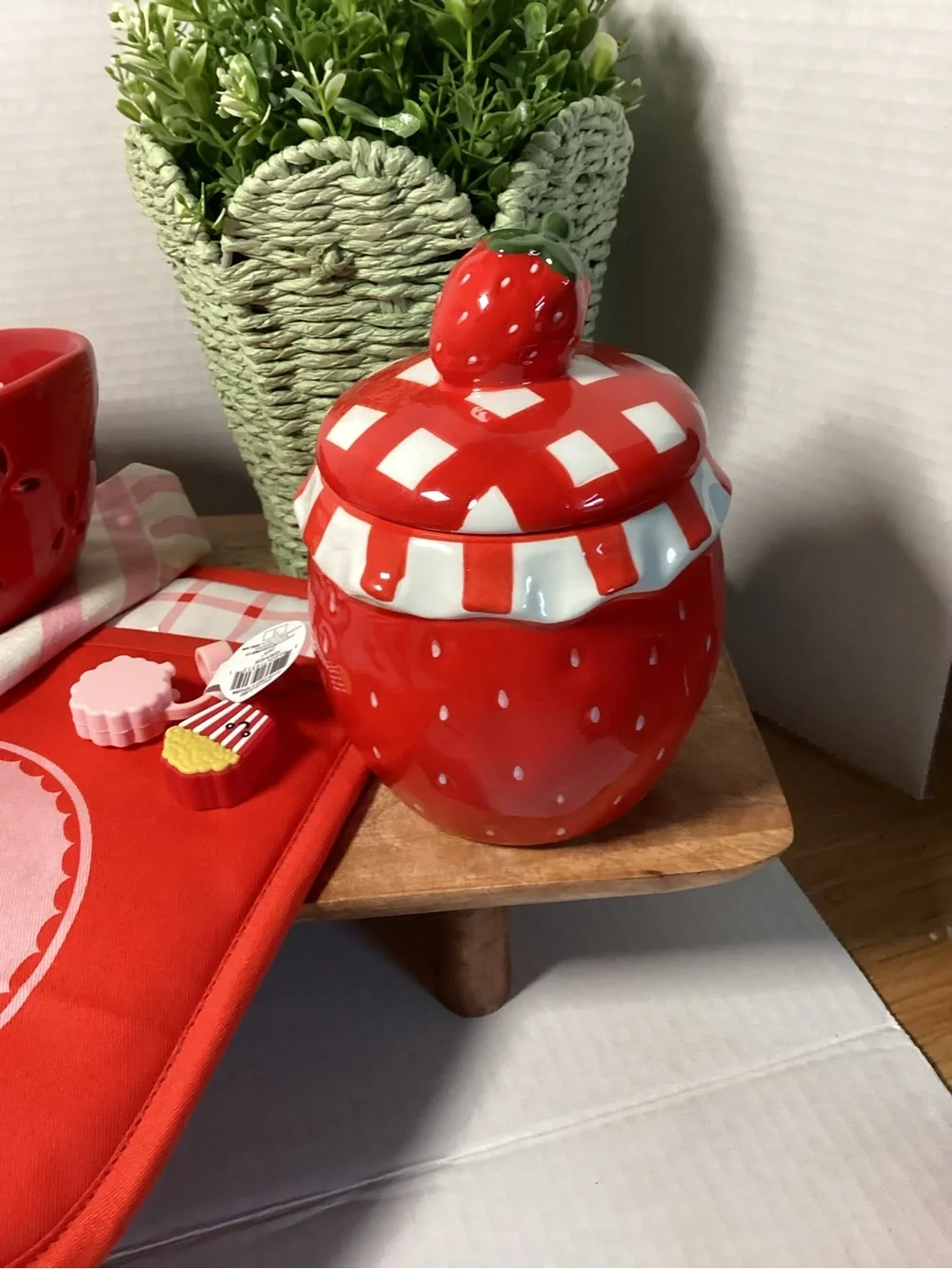 Target bright red